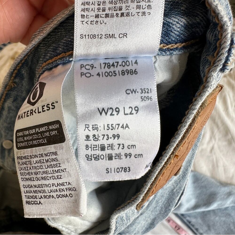 Levi's Premium High Loose Taper Jeans 29 Here To Stay Distressed Light Wash - Picture 13 of 14